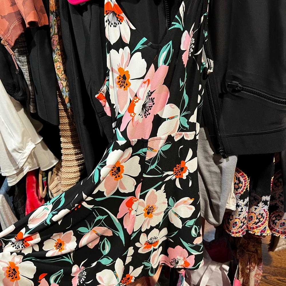 Romper - Picture 2 of 3